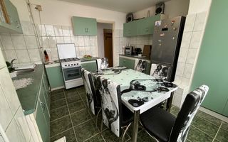 Apartament 3 camere decomandat 73 M² - Poză 2