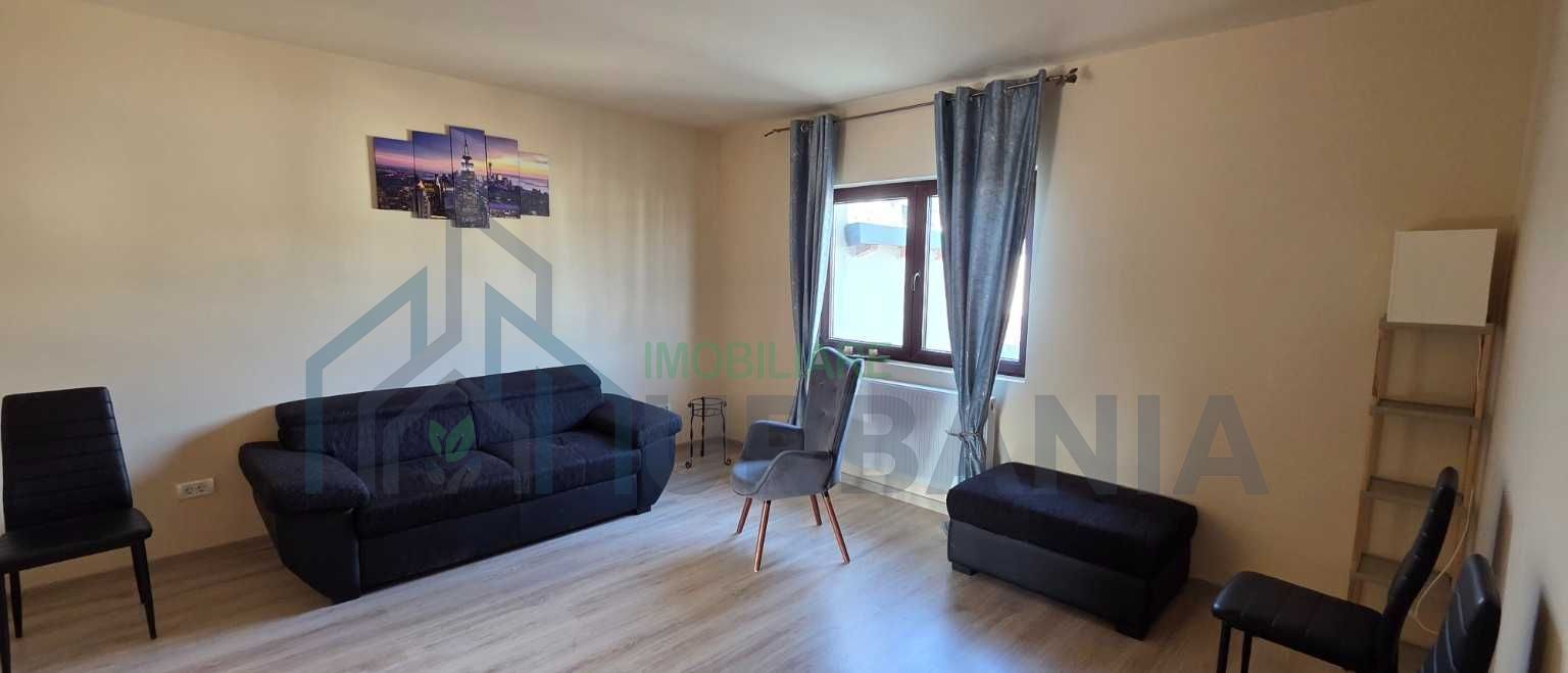 Spațiu comercial sau apartament 3 camere cu mansardă și parcare, Valea Adâncă, str. Bazei nr. 14 - Poză 6