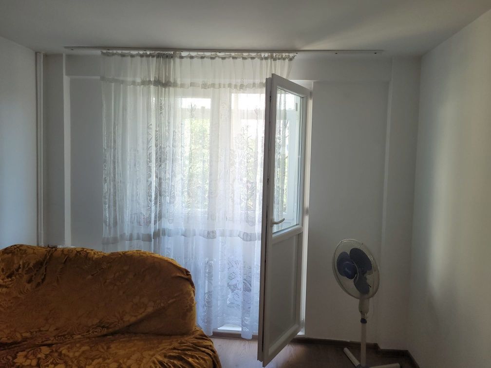 De vânzare: apartament 2 camere-Râul Doamnei-metrou-Drumul Taberei - Poză 2