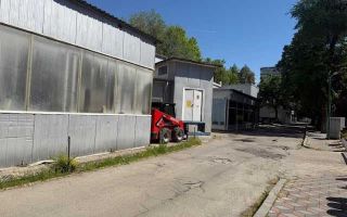 Vanzare imobil +teren. Service auto showroom Luica - Poză 5