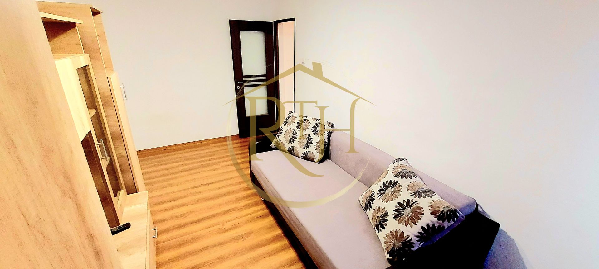 Oferim spre inchiriere, apartament cu 2 camere decomandat, Complex - Poză 2