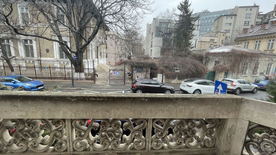 VILA SUPERBA LA INCHIRIERE PRETABILA CA SPATIU DE BIROU SAU REZIDENTA - Poză 58