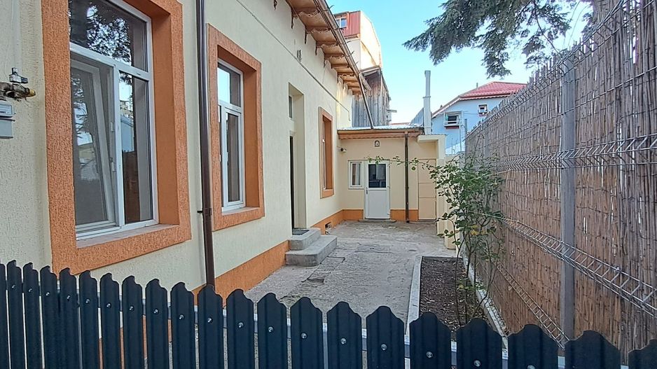 TINERETULUI (metrou) - DIMITRIE CANTEMIR, casa 2 camere, curte proprie - Poză 10