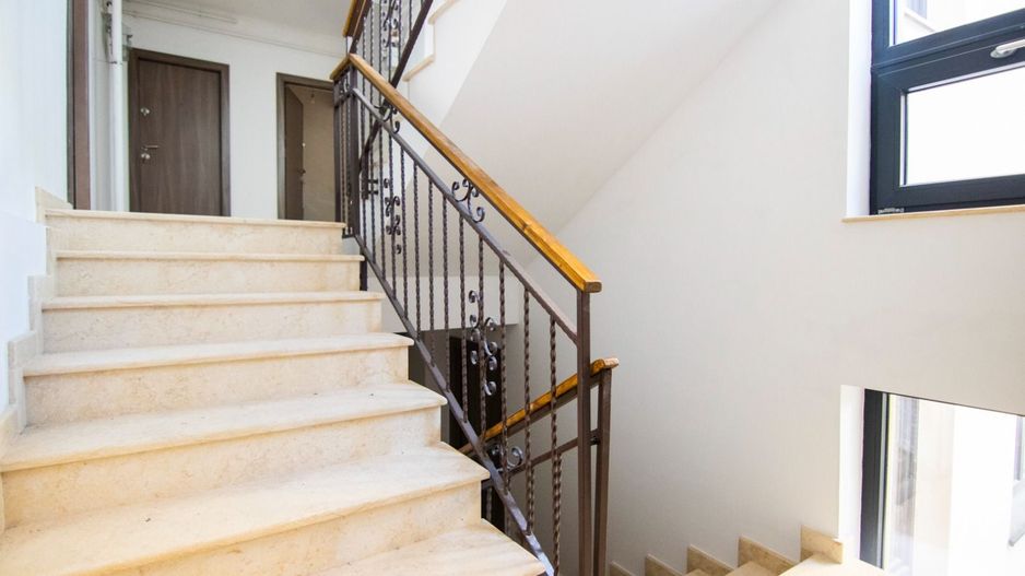 Penthouse 4 Camere, 103mp, Vedere Libera, Finisat La Cheie, Zona De Case - Poză 6