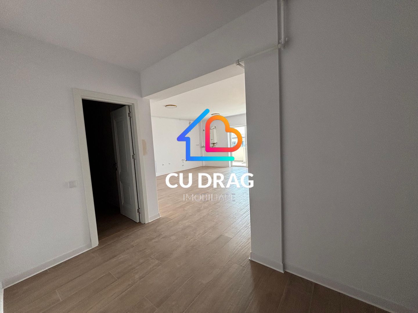 Apartament 3 camere decomandat - Poză 5