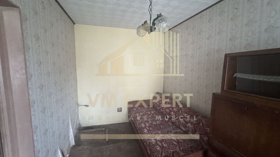 APARTAMENT 3 CAMERE PARTER CAMPULUNG - Poză 4