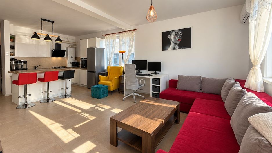 Dumbrăvița | 3 Camere | 76,6 mp | Grădină 46.5 mp | 2 Băi | Dressing | 2 Parcari - Poză 1