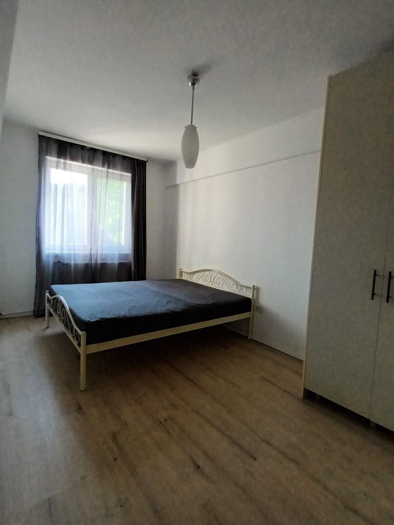 3 camere| ION MIHALACHE - Poză 11