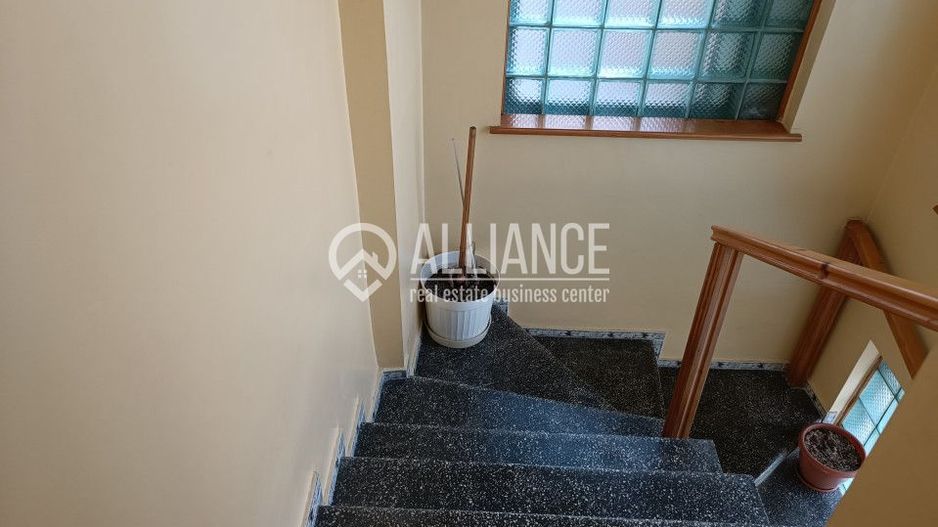 CENTRU PIATA UNIRII(COD03) - Birou cu terasa si grup sanitar propriu ! - Poză 13