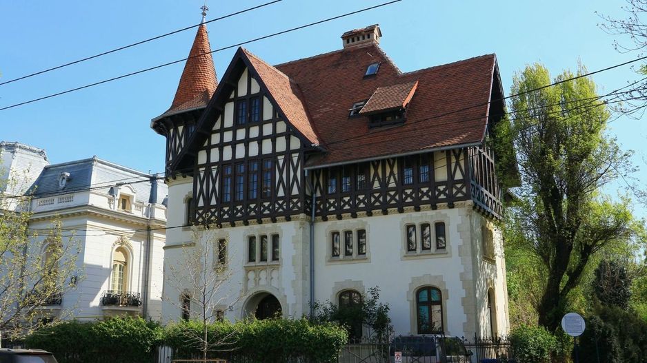 ETAJ VILA DACIA-VEDERE DIRECT PARCUL IOANID - Poză 1