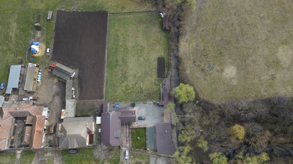 Proprietate imobiliară cu potențial extraordinar! - Poză 63