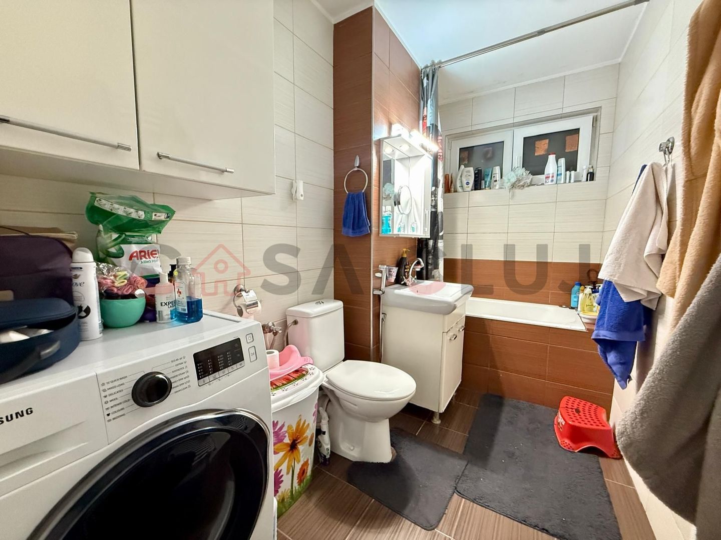 Decomandat, la cheie, Baza Sportivă "La Terenuri"!! - Poză 4