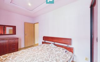 Apartament cu 3 camere în zona Spitalul Județean - Poză 3