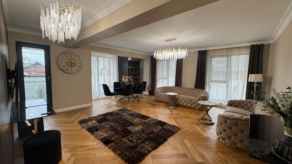 Apartament 3 Camere Parter 111mp utili + 160mp curte Baneasa-Aviatiei - Poză 2