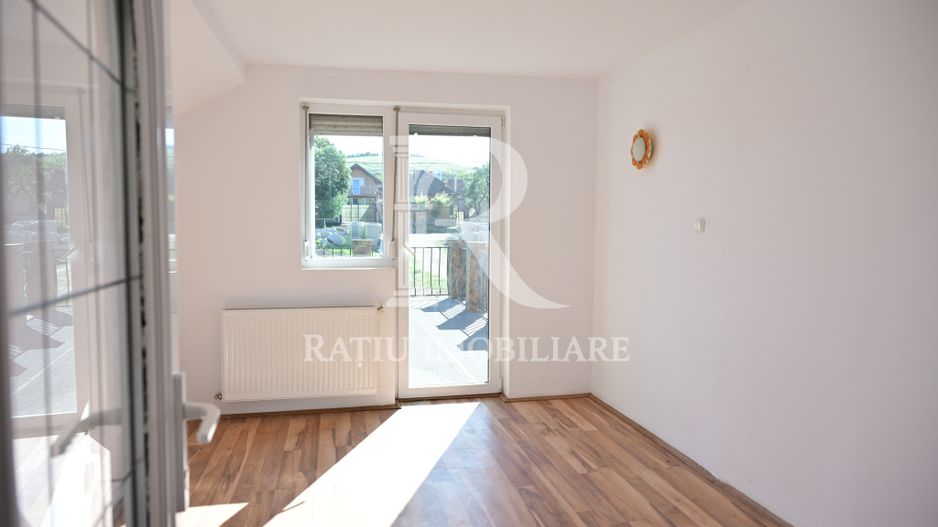 Casa cu Etaj | Hidiselu de Sus - Poză 9