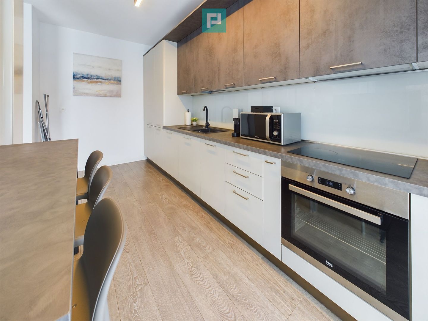 Studio Ultramodern Spațios în Pipera - Poză 8