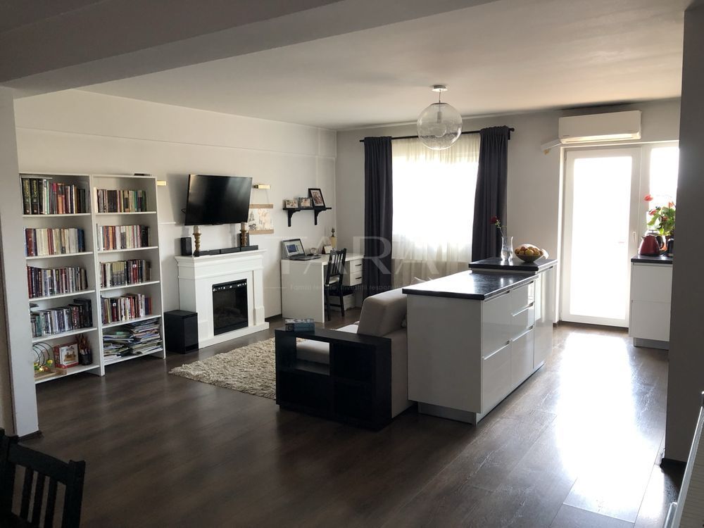 Apartament 2 camere, balcon generos, Florești, acces rapid spre Cluj. - Poză 1