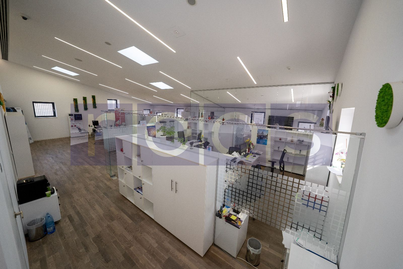 VANZARE -CLADIRE DE BIROURI - ARHITECTURA EXCEPTIONALA - Poză 11