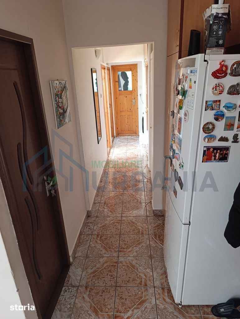 Apartament 3 camere, 68 mp, etaj 2, balcon, bucătărie separată, Tomesti - Poză 2