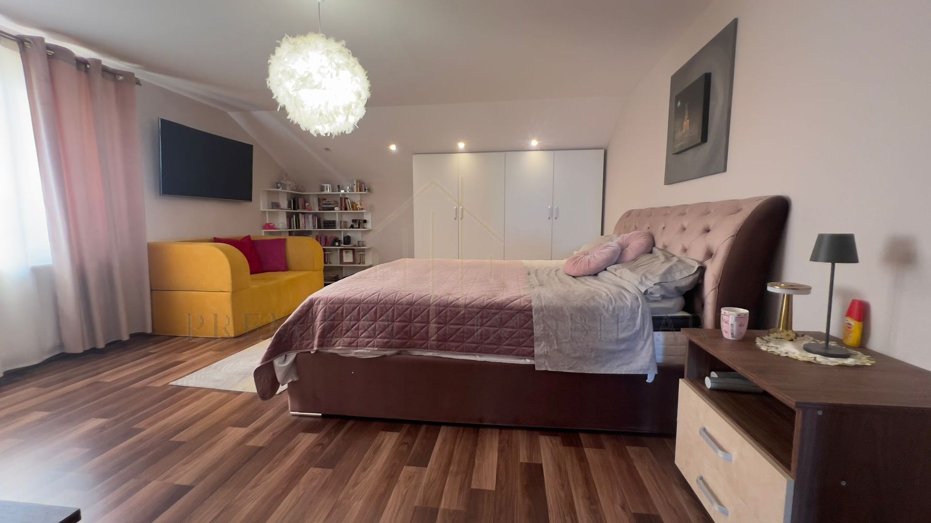 Vilă P+M cu teren de 4.200 mp – Onești - Poză 24