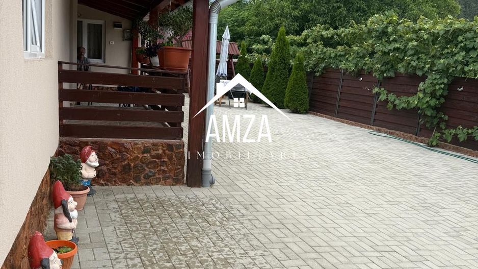 Casă de vânzare în Rășinari - Poză 1