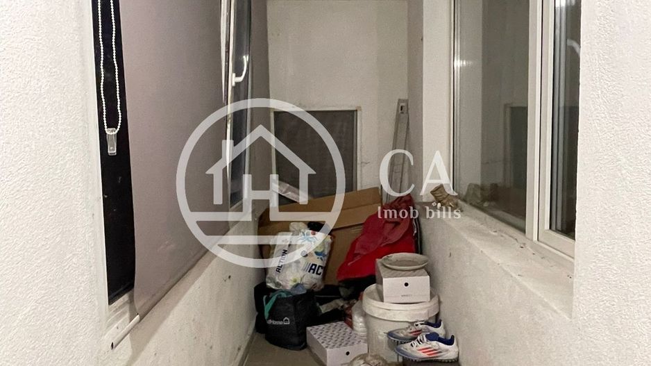 Apartament de vânzare cu 2 camere în zona Rogerius, Oradea - Poză 8