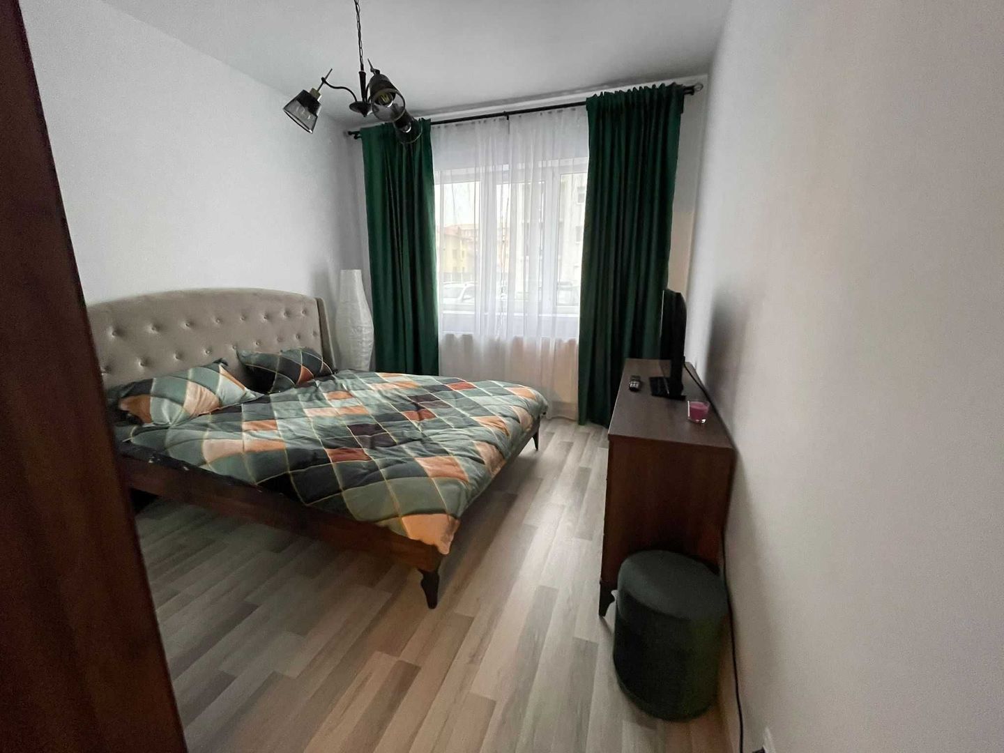 Inchirierere apartament  2 camere decomandat Drm.Belsugului, Sector 6 - Poză 4