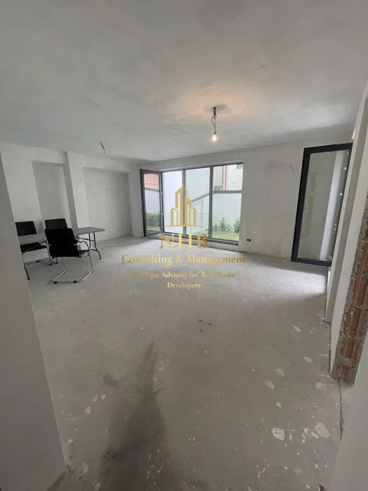 3 Camere si Curte 100mp de Vanzare  Zona Domenii - Poză 1