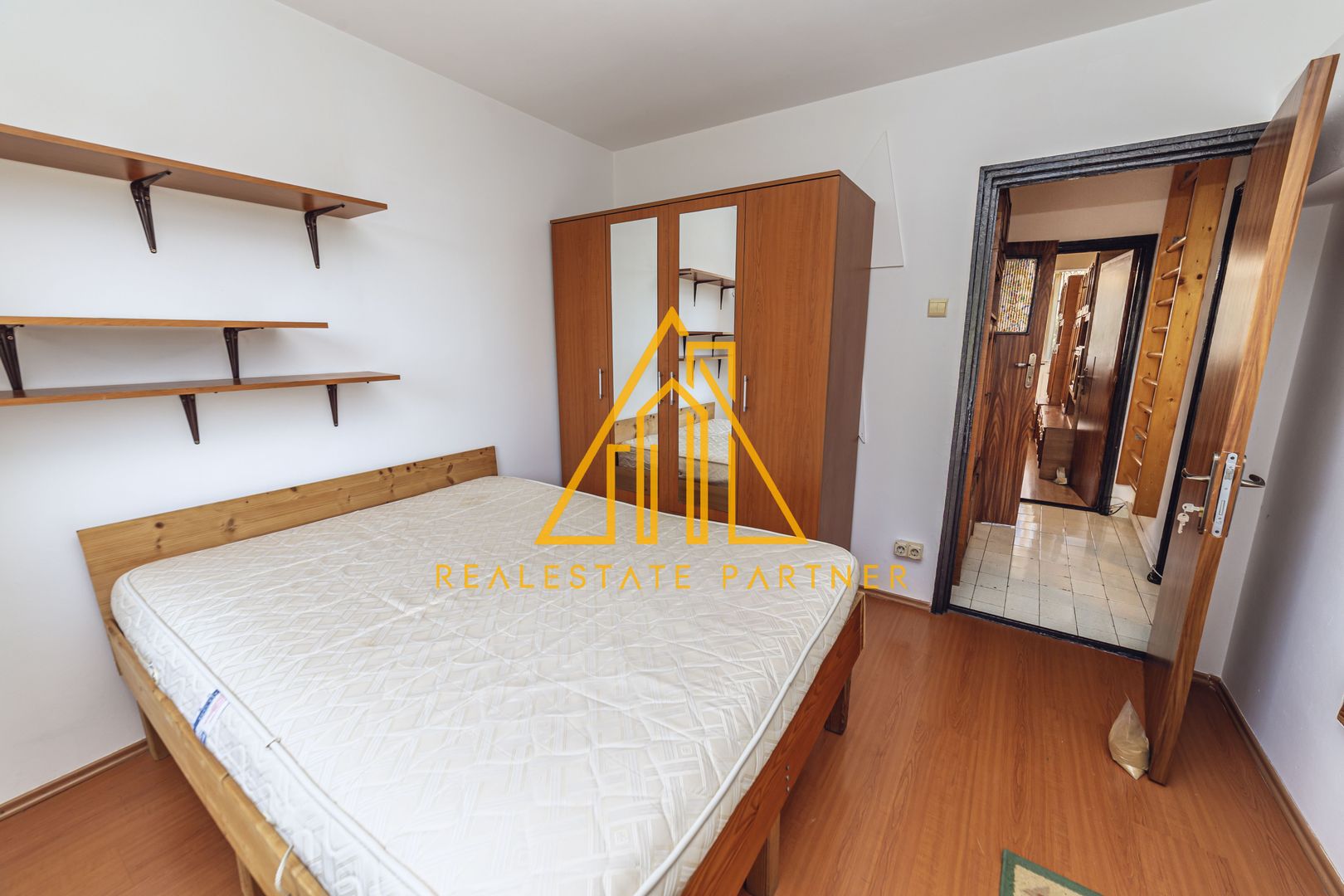 Apartament 3 camere semidecomandat – Berceni, Sector 4, aproape de Sun Plaza - Poză 14
