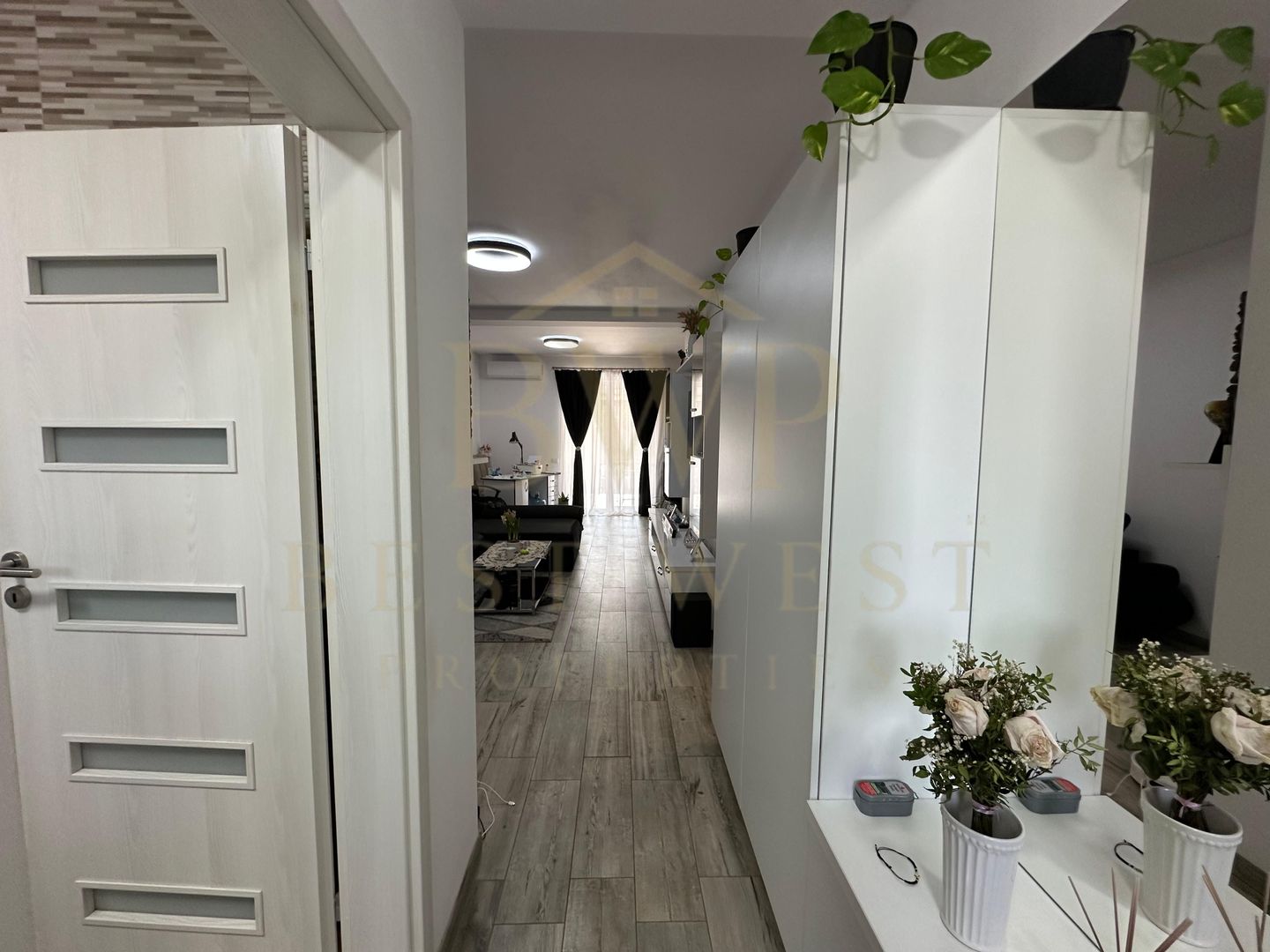 Duplex modern, 3 camere, 2 bai, mobilat Mosnita Noua - Poză 6