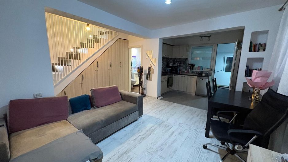 CASA TIP DUPLEX - CURTE 125 MP, CENTRALA  PROPRIE, MOBILATA, COMIS  0% - Poză 1