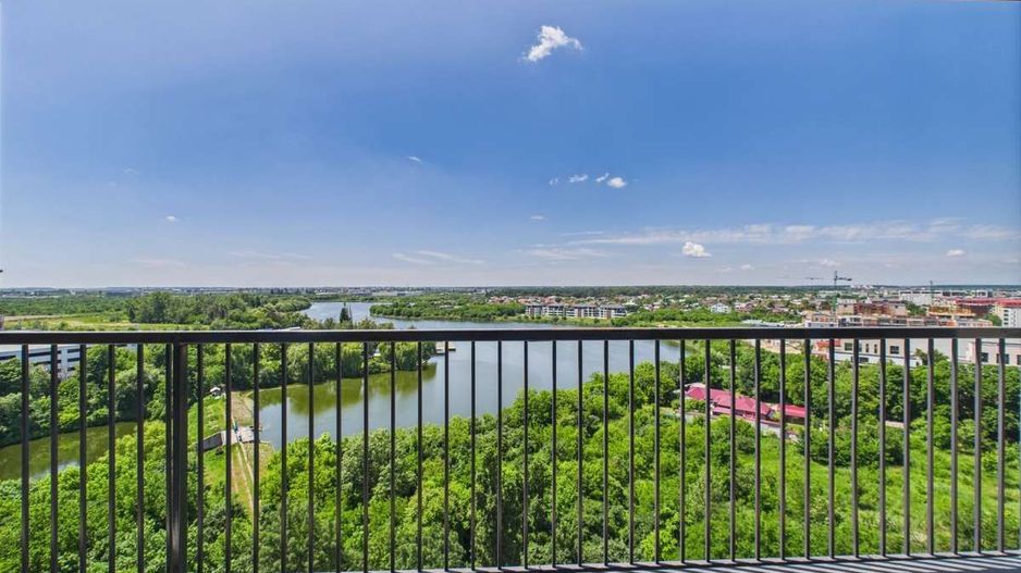 Apartament luminos cu balcon și parcare în Sisesti - Poză 10