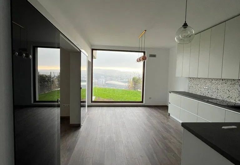 Casa de închiriat cu vedere superba asupa orasului Cluj - Poză 4