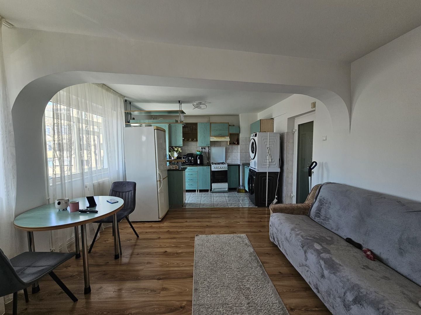 Apartament de 2 camere de vanzare ICIL - Poză 1