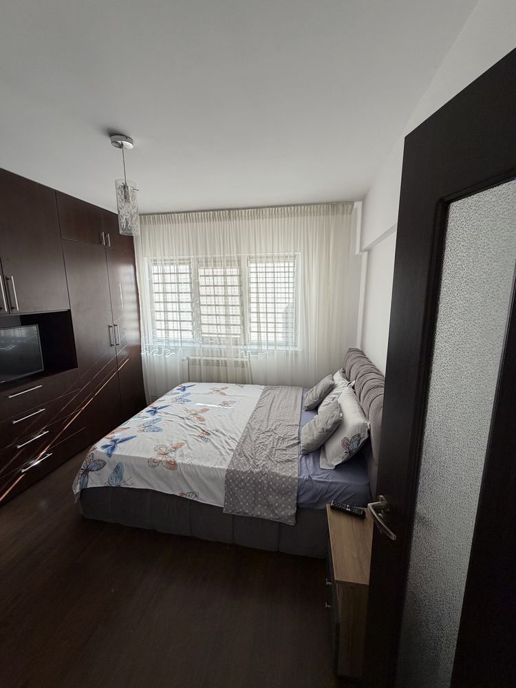 Apartament 2 camere Decomandat cartier 1 Mai - Poză 3
