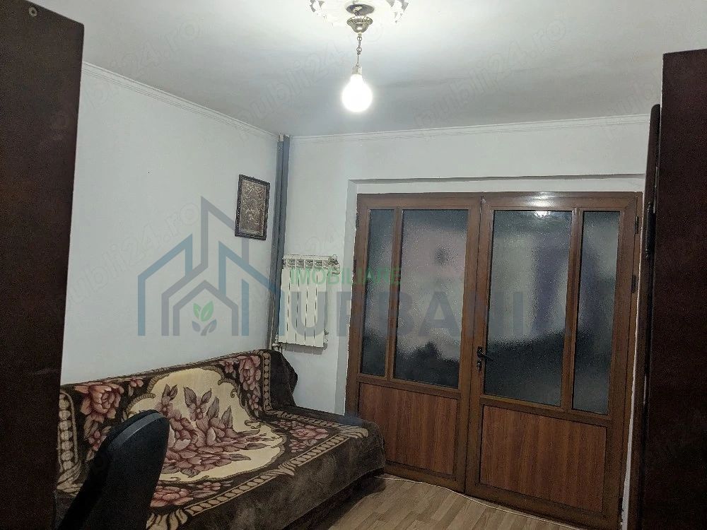 Camera mobilată de închiriat în apartament cu 2 camere, Tătărași - zona Ateneu - Poză 4