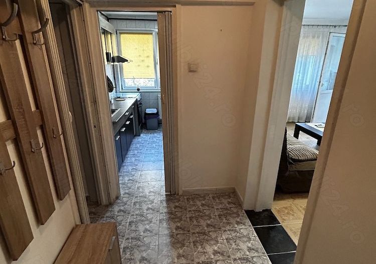 Apartament 2 camere cu centrala proprie si loc de parcare in zona Dristor - Poză 1