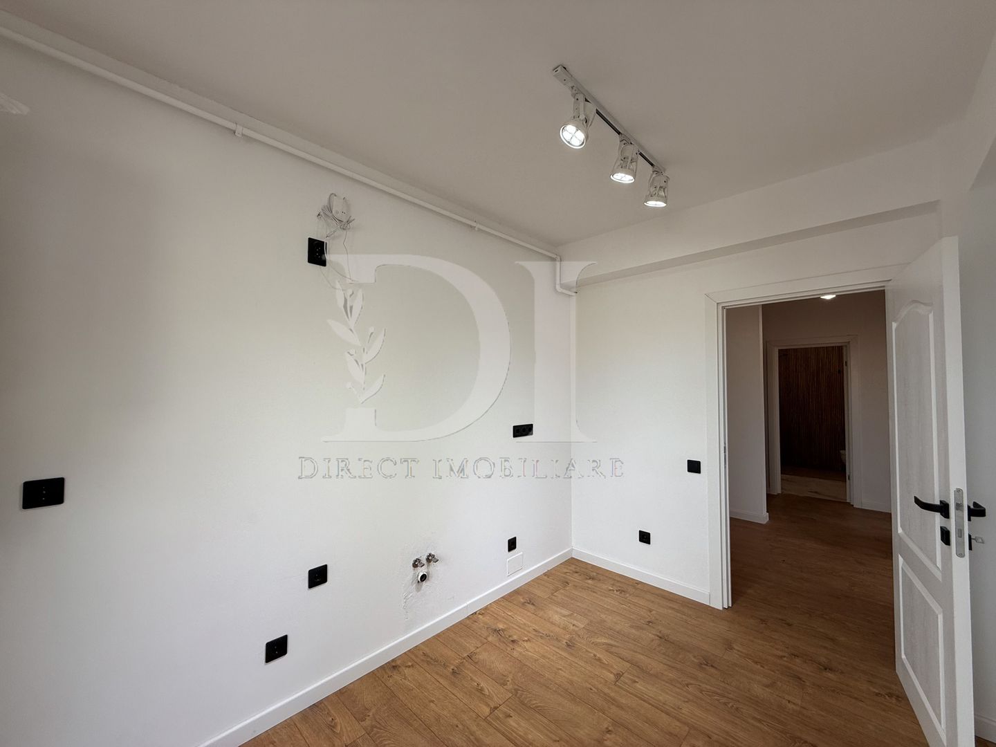 Apartament de vanzare/ Zona Terra / Floresti - Poză 6