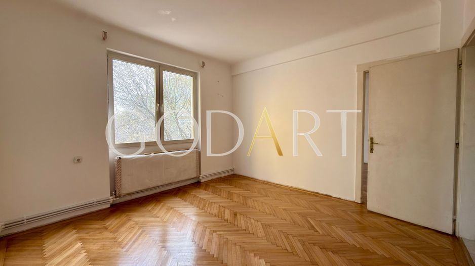 APARTAMENT 4 CAMERE | RENOVAT | BOXA | CURTE COMUNA - Poză 8