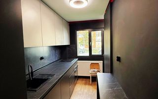 Garsoniera-decomandata-parter-finisaje-moderne-mobilata-utilata-liber - Poză 3