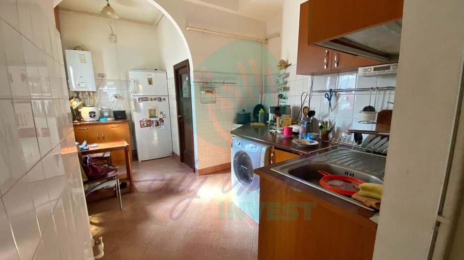 4 camere spatioase Calea Mosilor -Centrala Proprie - Poză 3