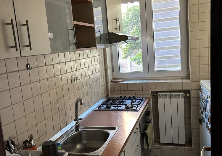 Inchiriez Garsoniera mare zona uniri - Poză 4