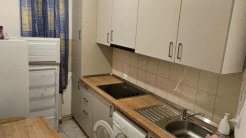 Apartament cu o camera | Bucatarie Separata | 30 mp | Central - Poză 3