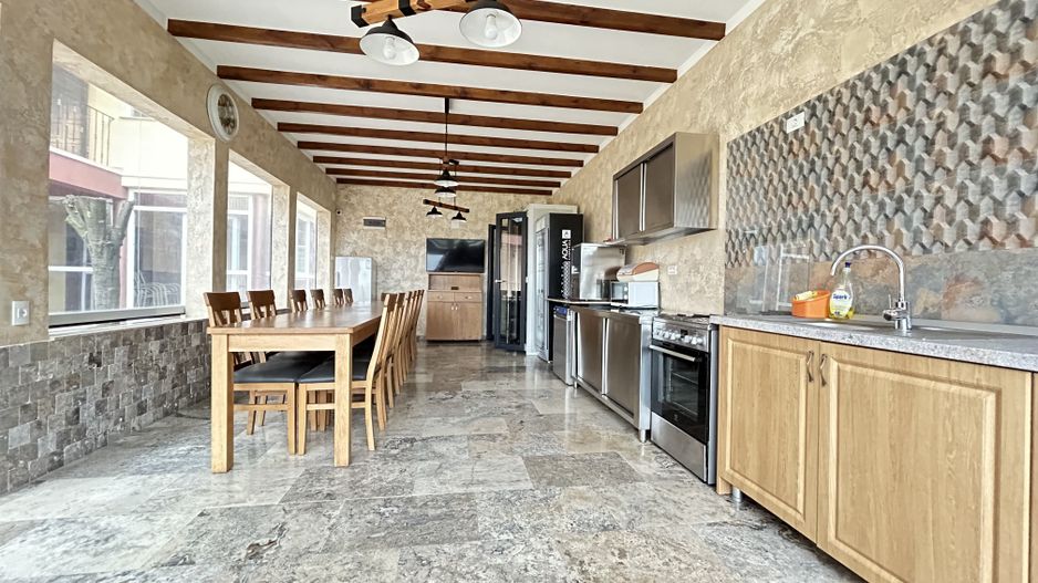 Pensiune Casa Eva Statiunea 2 Mai - 12 camere - teren 600 mp - Poză 13