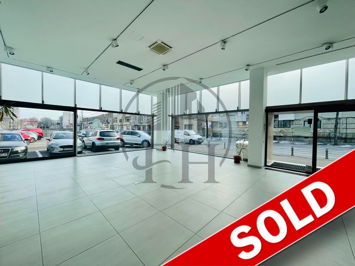 RENTED / INCHIRIAT Spațiu comercial de 188mp în zona Central - Poză 1