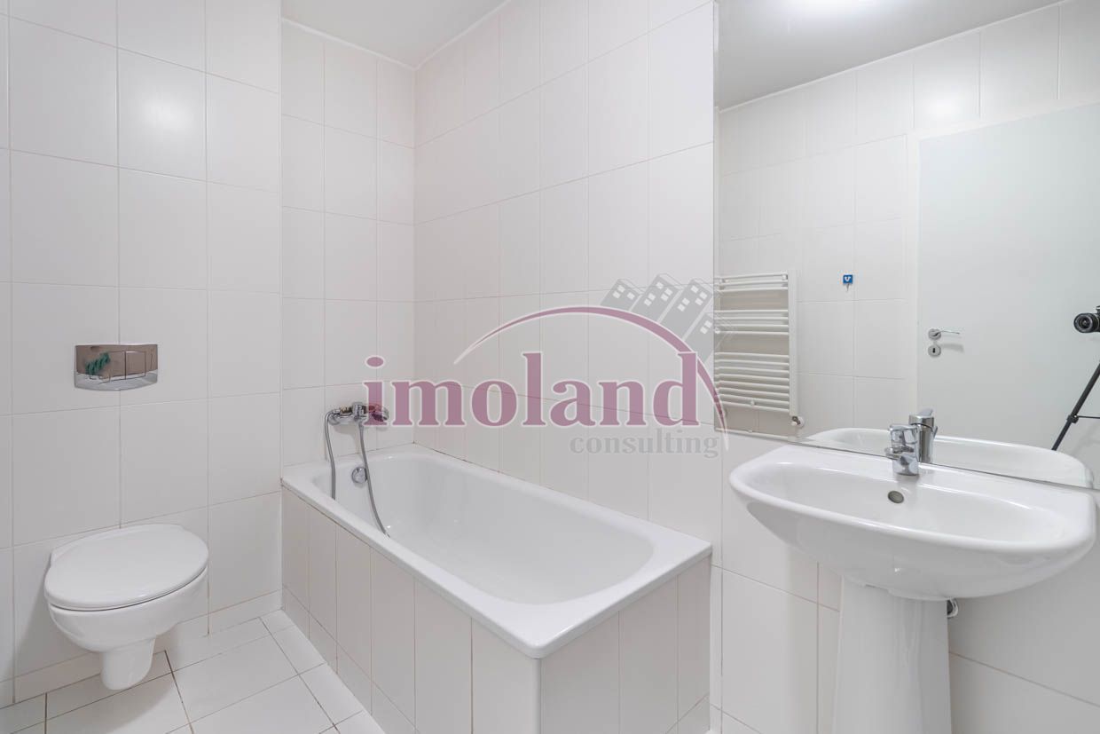 Vanzare - apartament 2 camere - Complex DV 24 - Calea Calarasilor - Poză 12