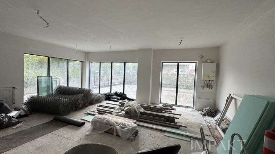 Spatiu comercial de 62 m2 cu terasa de 52 m2 in Borhanci - Poză 4