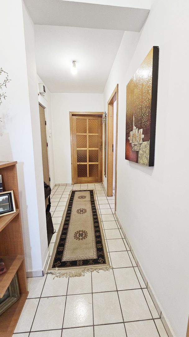 Centrul Civic ,str Toamnei apartament 3 camere cf I dec - Poză 10
