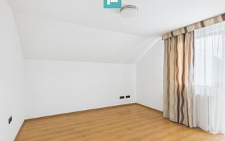 Casă de vânzare- 490 mp in Grigorescu /Oradea - Poză 10