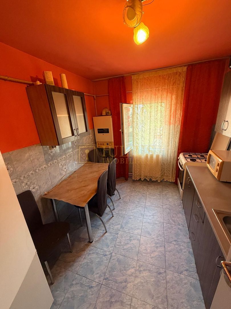 2 camere| zona Lipovei| centrala proprie| apartament frumos| - Poză 9